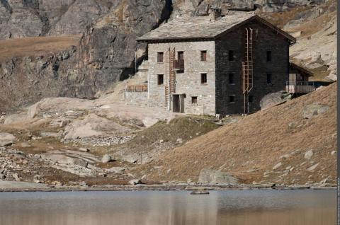 REFUGE DU CARRO - PARC NATIONAL DE MLA VANOISE